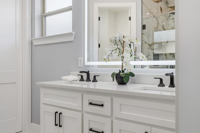 707 Ross Trail, Arlington, TX 76012