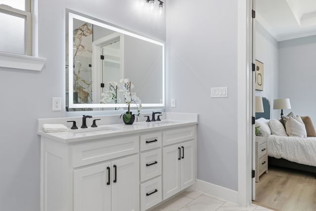 707 Ross Trail, Arlington, TX 76012