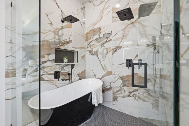 707 Ross Trail, Arlington, TX 76012