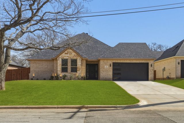 707 Ross Trail, Arlington, TX 76012