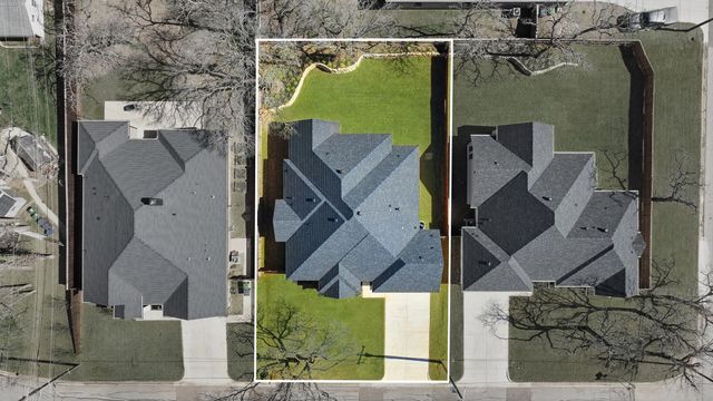 707 Ross Trail, Arlington, TX 76012