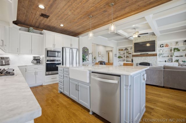 11391 S 213th East Avenue, Broken Arrow, OK 74014