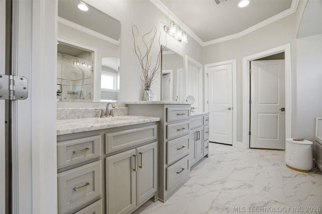 11391 S 213th East Avenue, Broken Arrow, OK 74014