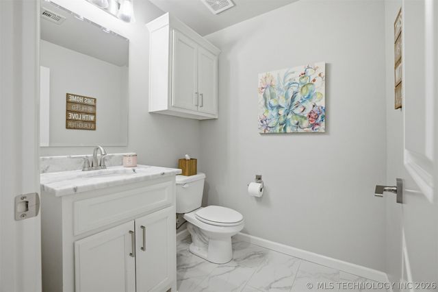 11391 S 213th East Avenue, Broken Arrow, OK 74014