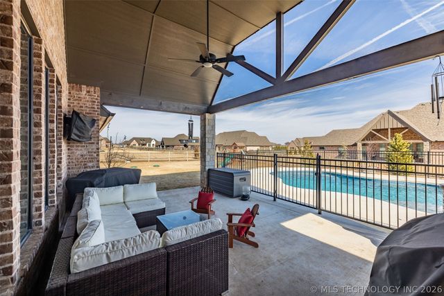 11391 S 213th East Avenue, Broken Arrow, OK 74014