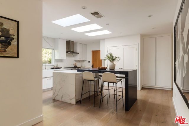 6152 Saint Clair Avenue, North Hollywood (los Angeles), CA 91606