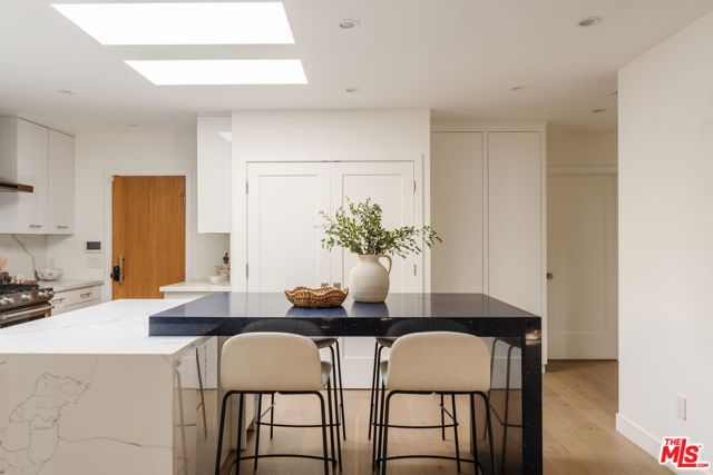 6152 Saint Clair Avenue, North Hollywood (los Angeles), CA 91606