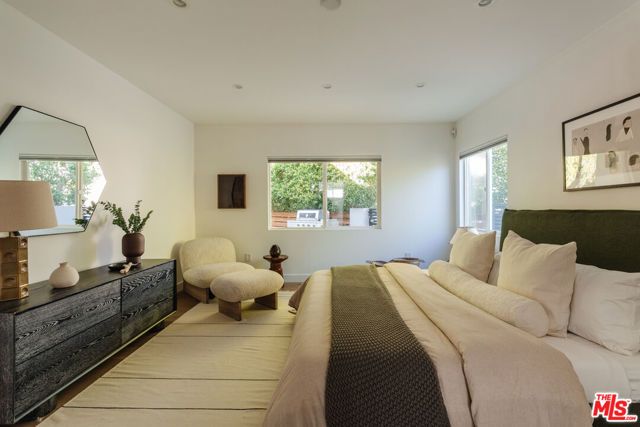 6152 Saint Clair Avenue, North Hollywood (los Angeles), CA 91606