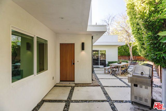 6152 Saint Clair Avenue, North Hollywood (los Angeles), CA 91606