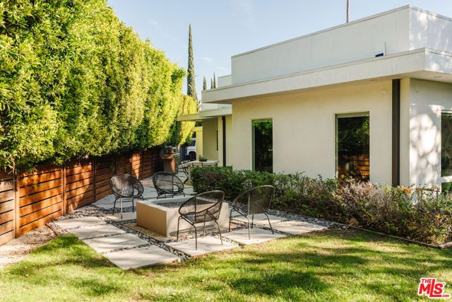 6152 Saint Clair Avenue, North Hollywood (los Angeles), CA 91606