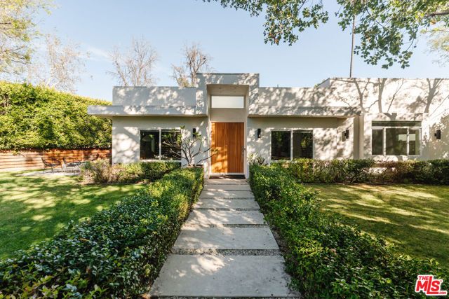 6152 Saint Clair Avenue, North Hollywood (los Angeles), CA 91606