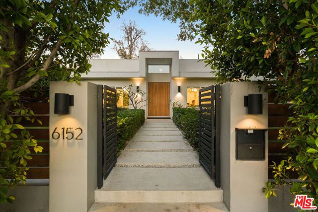 6152 Saint Clair Avenue, North Hollywood (los Angeles), CA 91606