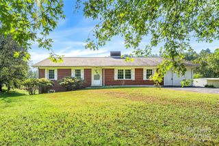 5325 US 70 Highway W, Marion, NC 28752