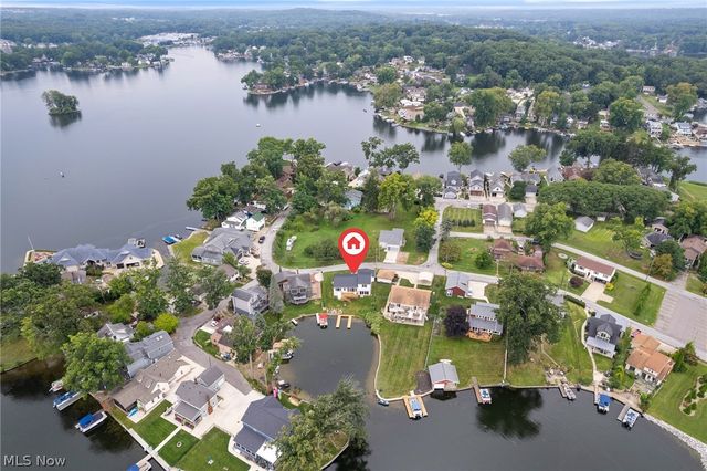 253 Aqua Boulevard, Coventry, OH 44319