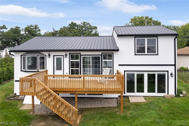 253 Aqua Boulevard, Coventry, OH 44319