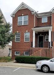 321 Old Mill Vilalge, Apex, NC 27539