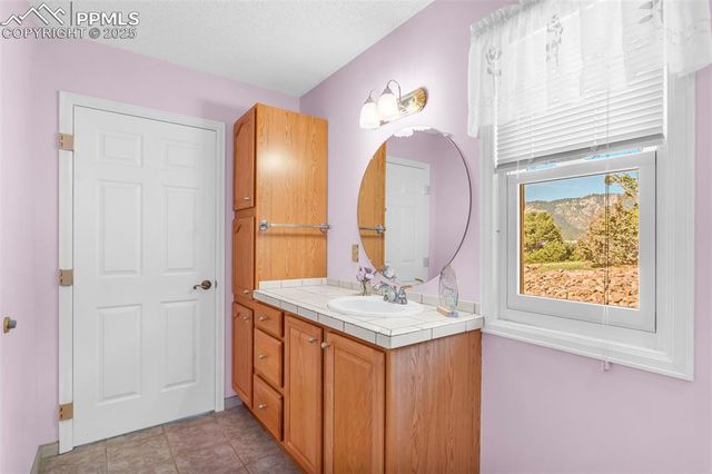 279 Horseshoe Drive, Canon City, CO 81212
