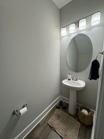 2426 Sayerville Ave, Old Hickory, TN 37138