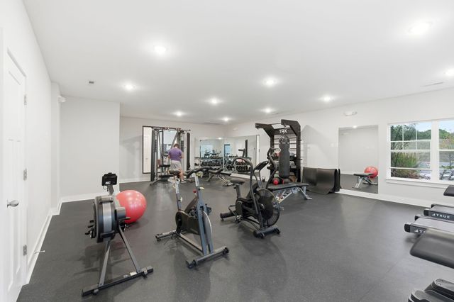 2426 Sayerville Ave, Old Hickory, TN 37138