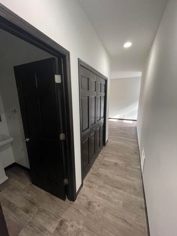 150-152 N 16th Street, Chesterton, IN 46304