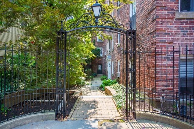 16 Chauncy 53, Cambridge, MA 02138