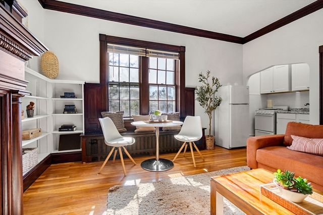 16 Chauncy 53, Cambridge, MA 02138