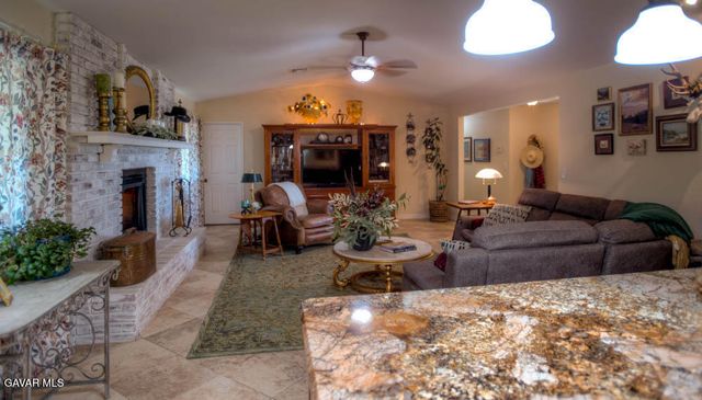 43435 W 50th Street, Quartz Hill, CA 93536