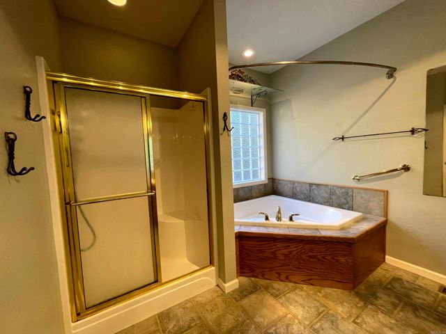 7 Resplandor Court, Hot Springs Village, AR 71909