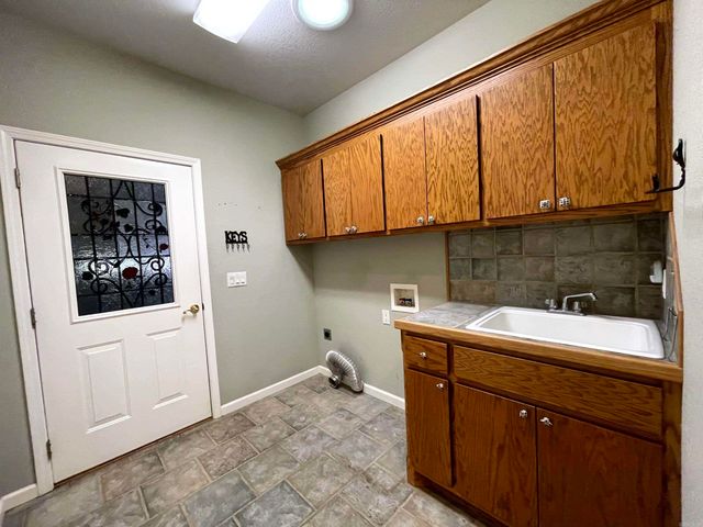 7 Resplandor Court, Hot Springs Village, AR 71909