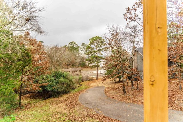 7 Resplandor Court, Hot Springs Village, AR 71909