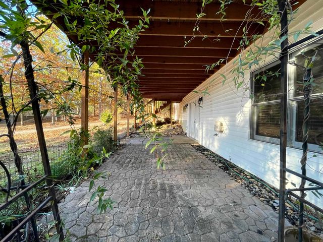 7 Resplandor Court, Hot Springs Village, AR 71909