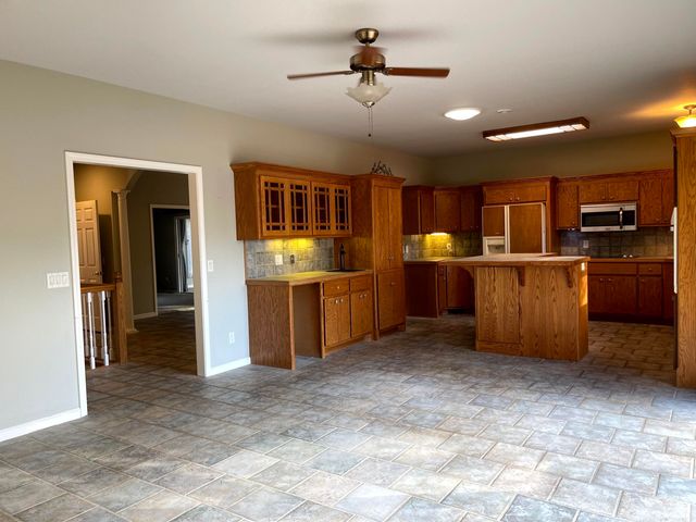 7 Resplandor Court, Hot Springs Village, AR 71909