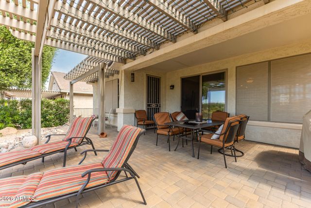 32004 N SKYLINE Drive, San Tan Valley, AZ 85143