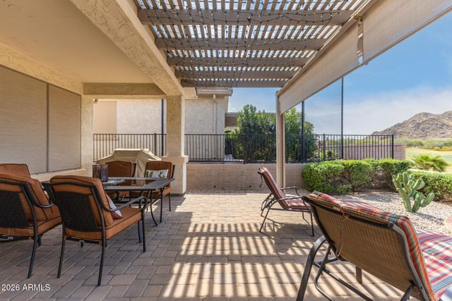 32004 N SKYLINE Drive, San Tan Valley, AZ 85143