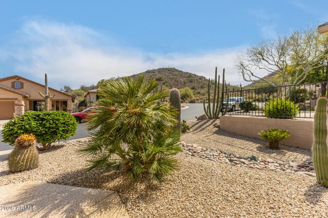 32004 N SKYLINE Drive, San Tan Valley, AZ 85143