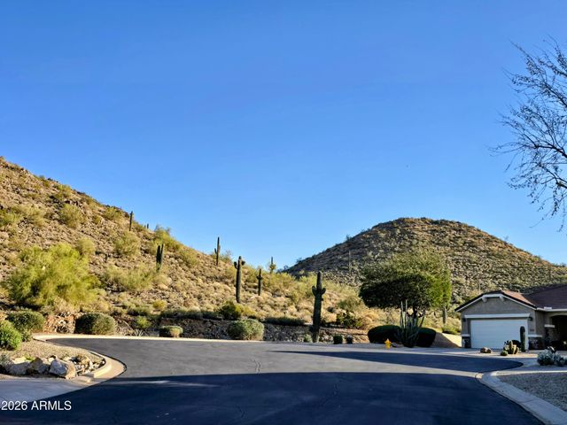 32004 N SKYLINE Drive, San Tan Valley, AZ 85143