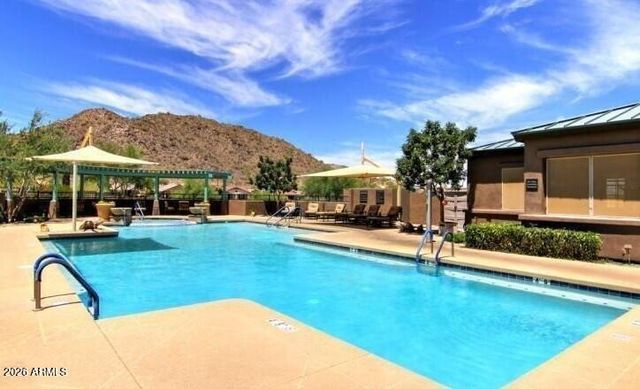 32004 N SKYLINE Drive, San Tan Valley, AZ 85143