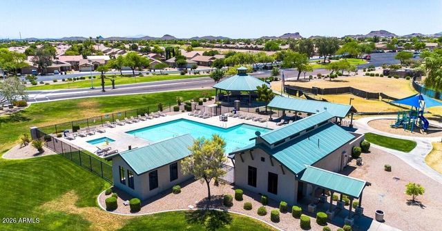 32004 N SKYLINE Drive, San Tan Valley, AZ 85143