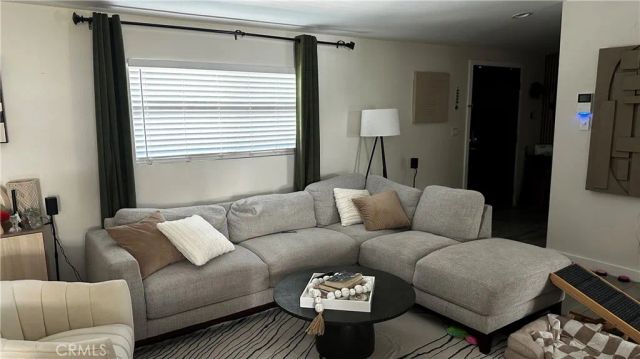 7833 Bothwell, Reseda, CA 91335