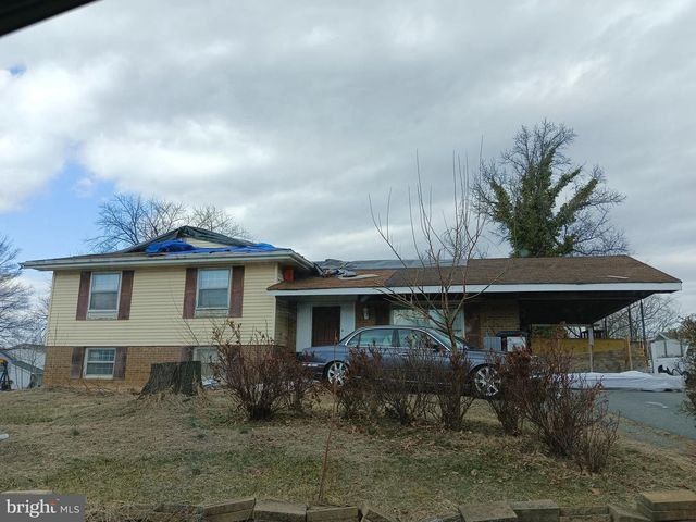 1201 E HOLLY AVE, Sterling, VA 20164