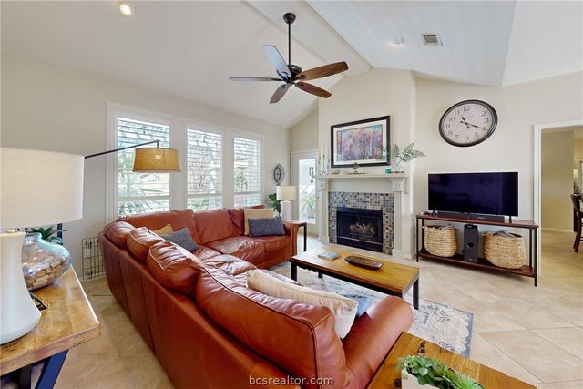 9223 Brookwater Circle, College Station, TX 77845