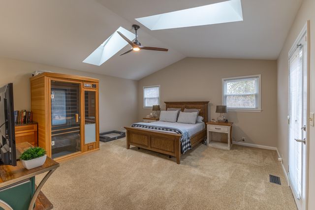 237 Rose Hill Avenue, Versailles, KY 40383