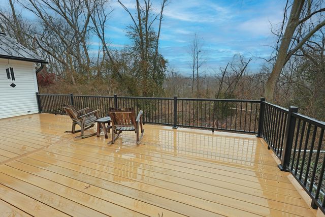 237 Rose Hill Avenue, Versailles, KY 40383