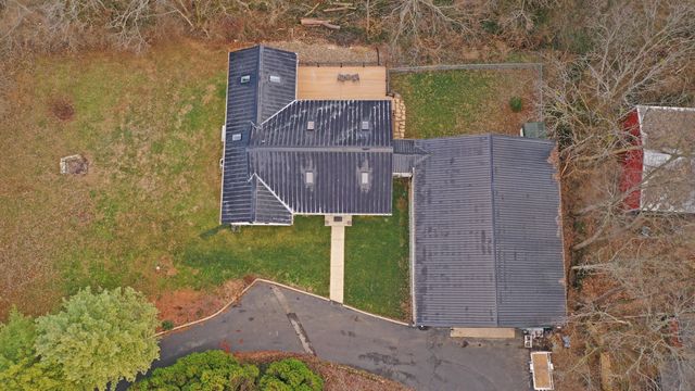 237 Rose Hill Avenue, Versailles, KY 40383