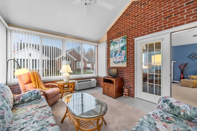 12203 Big Bear Pl, Jeffersontown, KY 40299