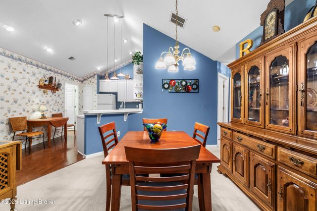 12203 Big Bear Pl, Jeffersontown, KY 40299