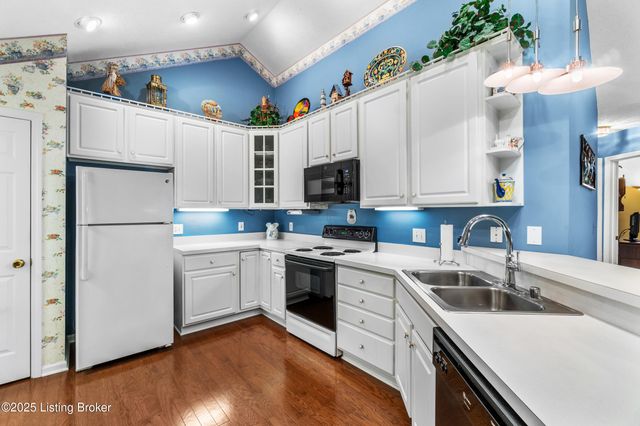 12203 Big Bear Pl, Jeffersontown, KY 40299