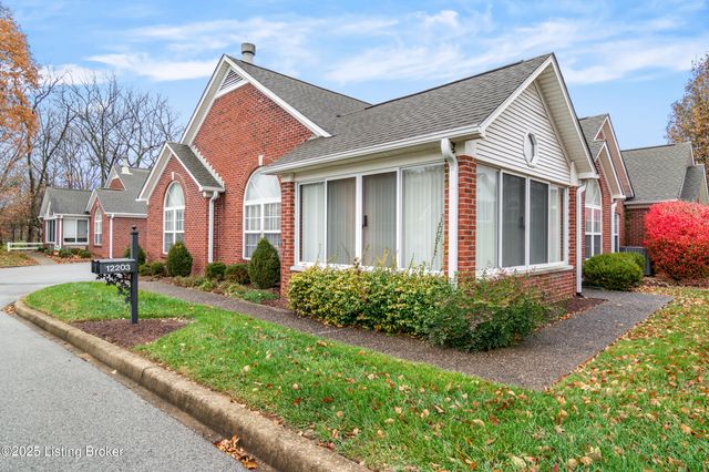 12203 Big Bear Pl, Jeffersontown, KY 40299