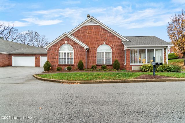 12203 Big Bear Pl, Jeffersontown, KY 40299