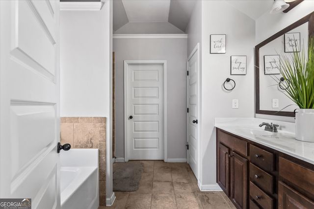 4748 Shire Drive, Lithonia, GA 30038